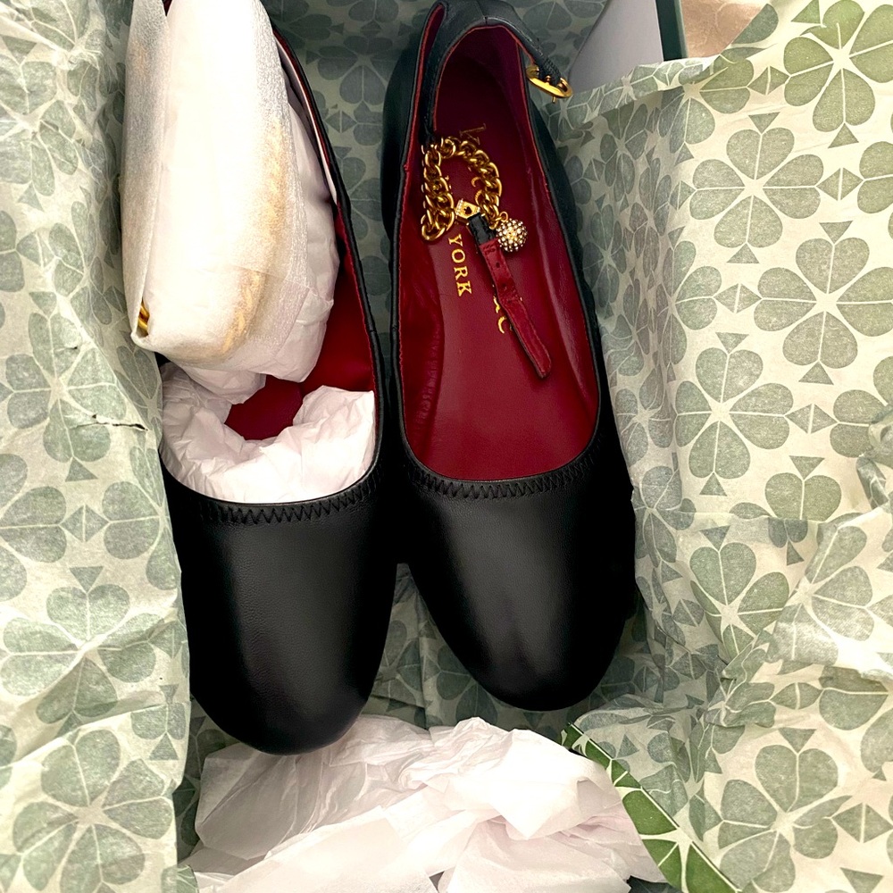 Brand new kate spade New York black leather flats.